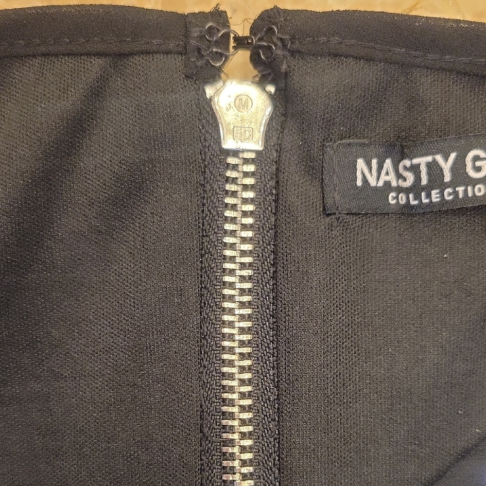 Nasty Gal Silver & Navy Sequin Colorblock Mini Skirt,  Sz 2 - Picture 10 of 12